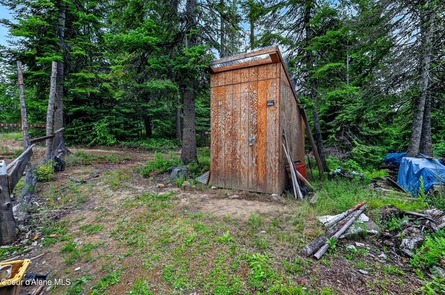 14408 N Mountain View Ln, Newman Lake, WA 99025