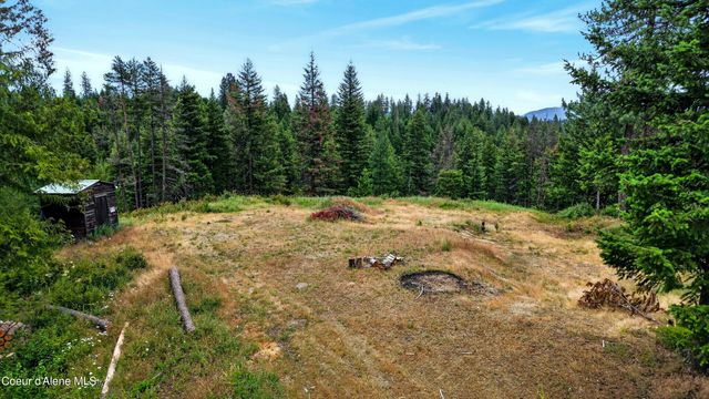 14408 N Mountain View Ln, Newman Lake, WA 99025
