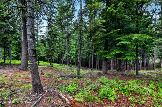 14408 N Mountain View Ln, Newman Lake, WA 99025