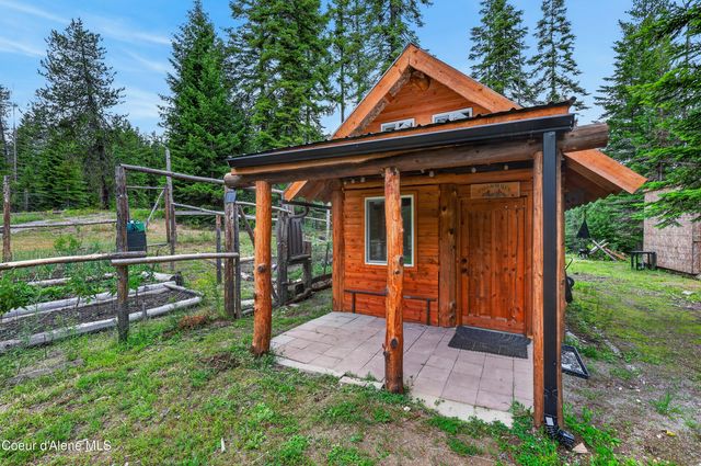 14408 N Mountain View Ln, Newman Lake, WA 99025