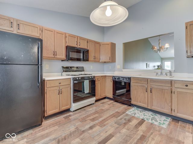 2055 Pelican Drive, Franklin, IN 46131