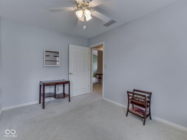 2055 Pelican Drive, Franklin, IN 46131