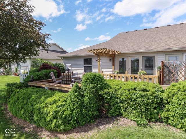 2055 Pelican Drive, Franklin, IN 46131