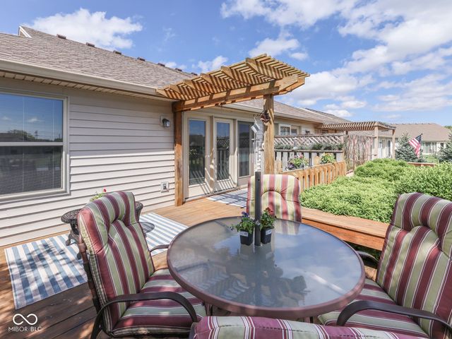 2055 Pelican Drive, Franklin, IN 46131