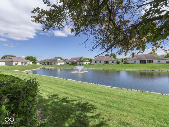 2055 Pelican Drive, Franklin, IN 46131
