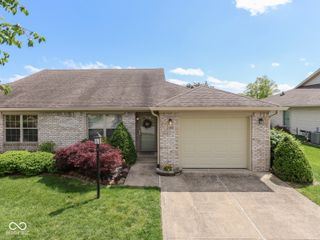 2055 Pelican Drive, Franklin, IN 46131