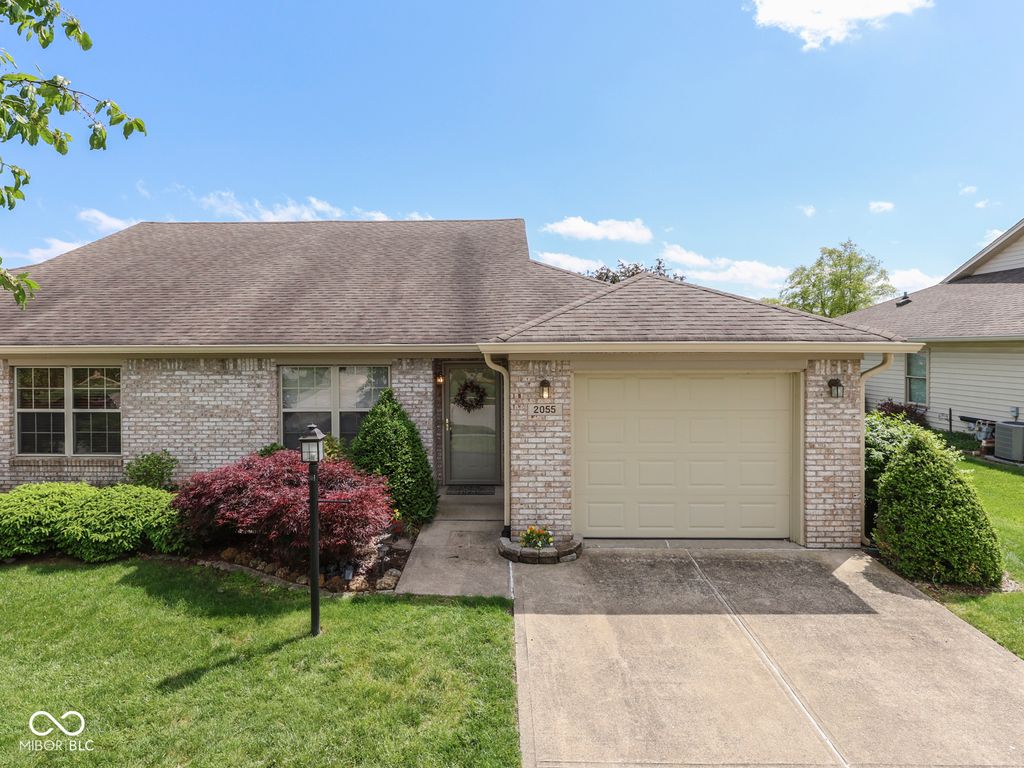 2055 Pelican Drive, Franklin, IN 46131