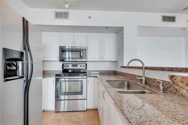 90 Alton Rd 1409, Miami Beach, FL 33139