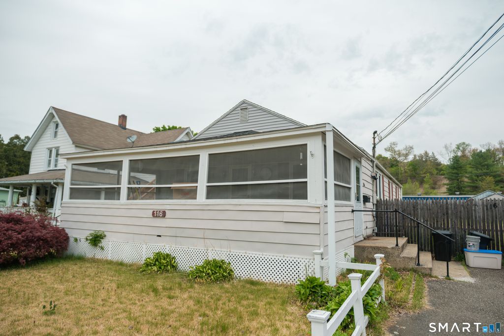 116 North Main Street, Beacon Falls, CT 06403