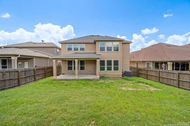 417 Landmark Falls, Cibolo, TX 78108