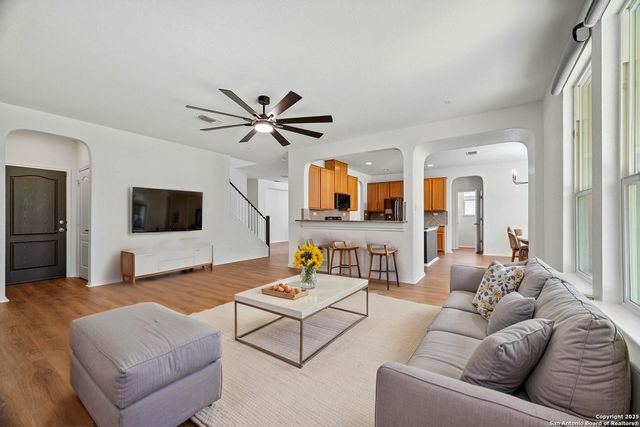 417 Landmark Falls, Cibolo, TX 78108