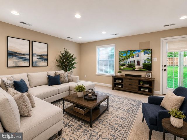 6065 TICKET WAY, Woodbridge, VA 22193