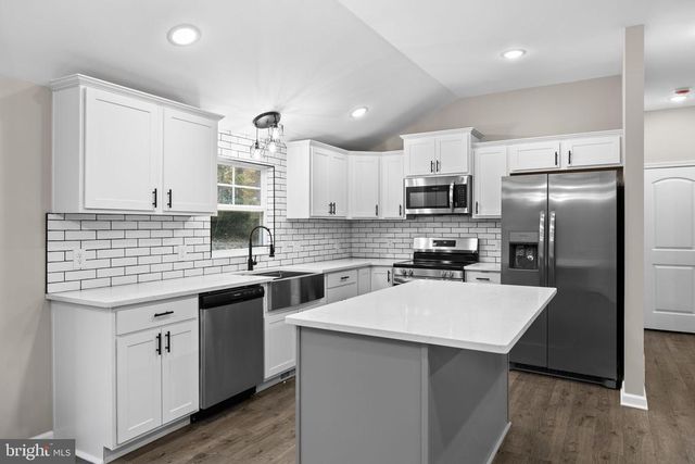 8611 ENGLEMAN LN, Spotsylvania, VA 22551