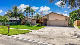 15600 Huntridge Road, Davie, FL 33331