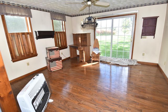 5635 Lancaster Road, Hebron, OH 43025
