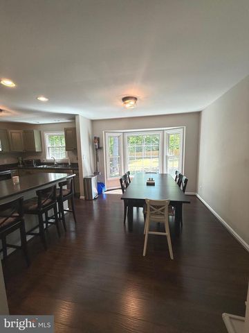 2308 HARPOON DR, Stafford, VA 22554