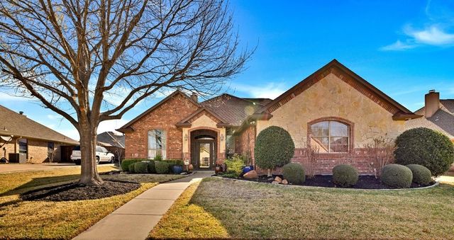 7012 Ridge Line Drive, North Richland Hills, TX 76182