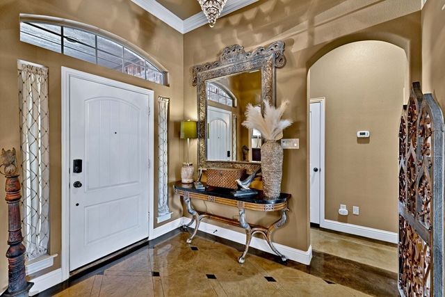 7012 Ridge Line Drive, North Richland Hills, TX 76182