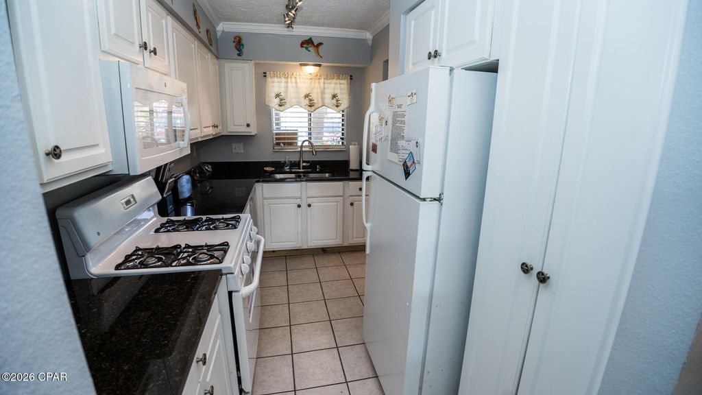 Image 12 of property listing at 17751 Panama City Beach Parkway 7B, Panama City Beach, FL 32413