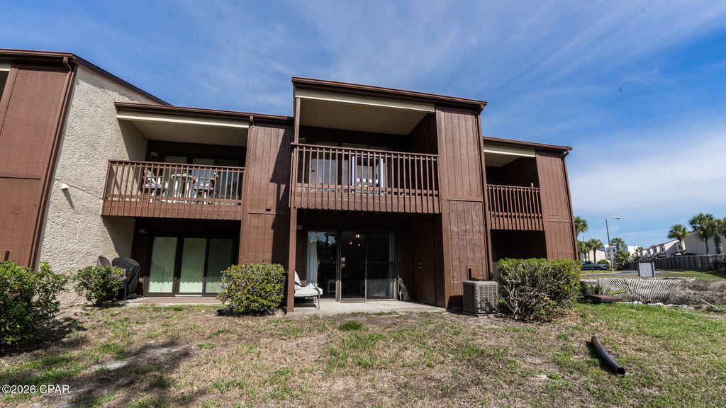 Image 18 of property listing at 17751 Panama City Beach Parkway 7B, Panama City Beach, FL 32413