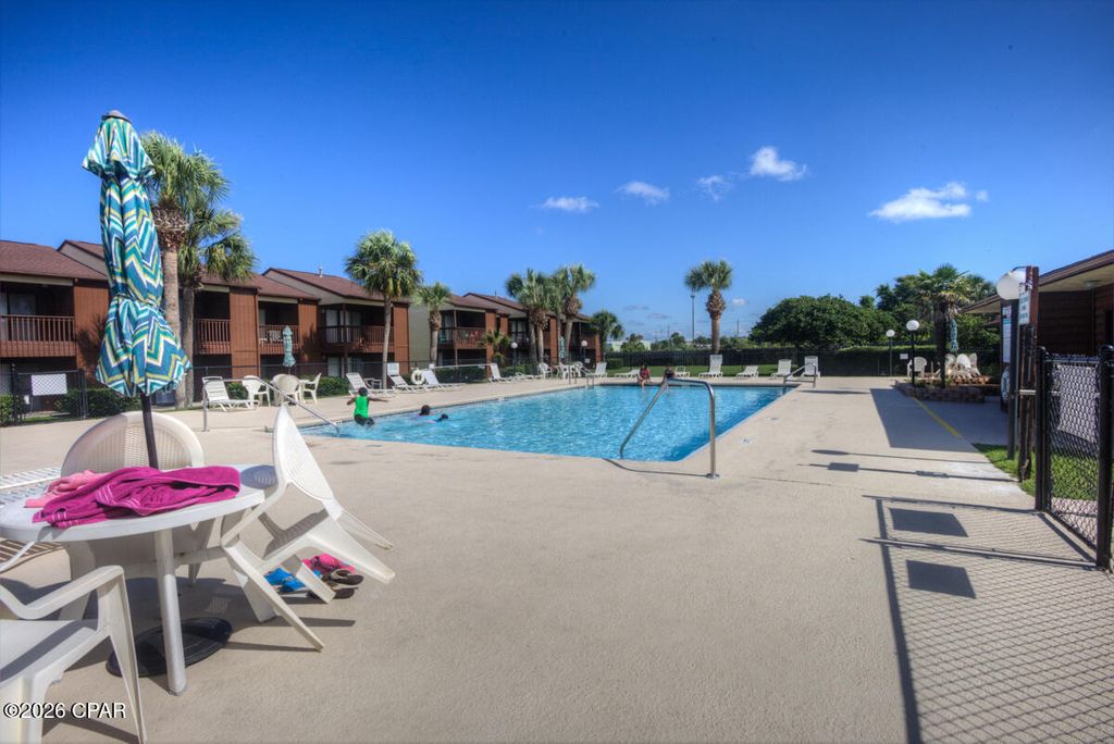Image 43 of property listing at 17751 Panama City Beach Parkway 7B, Panama City Beach, FL 32413