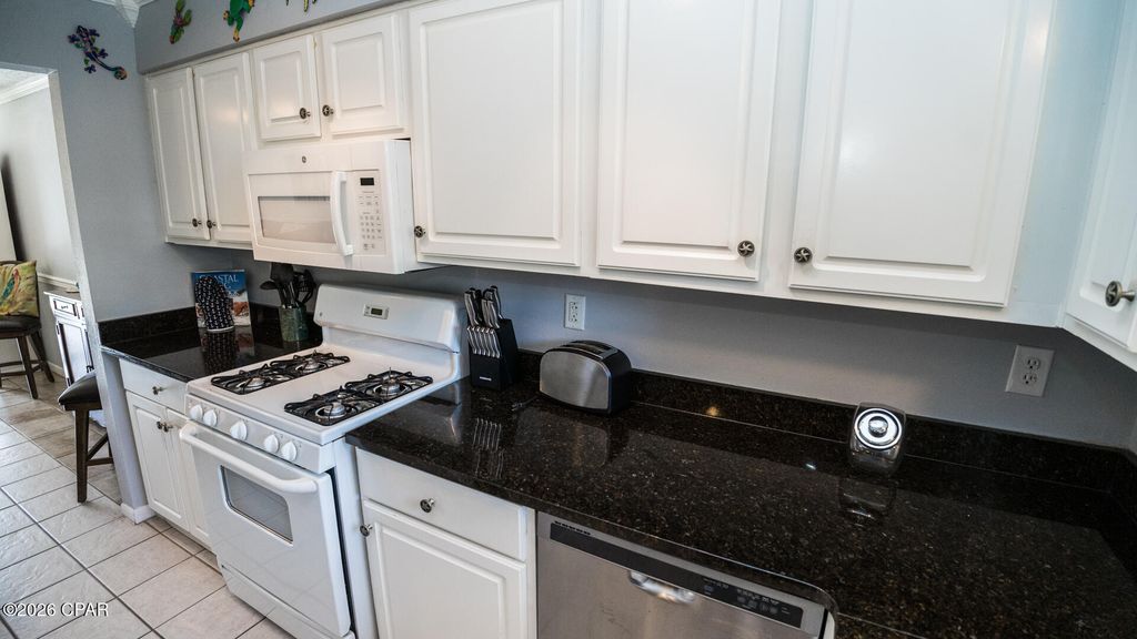 Image 9 of property listing at 17751 Panama City Beach Parkway 7B, Panama City Beach, FL 32413