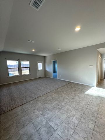 1902 Skylar Lane, Cleburne, TX 76033