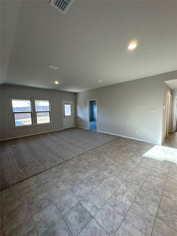 1902 Skylar Lane, Cleburne, TX 76033