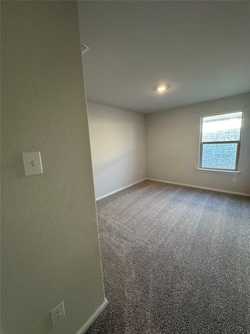 1902 Skylar Lane, Cleburne, TX 76033