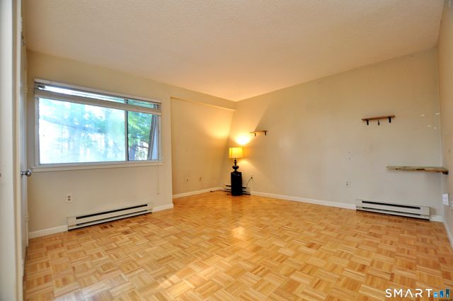 48 Great Meadow Lane 48, Farmington, CT 06001