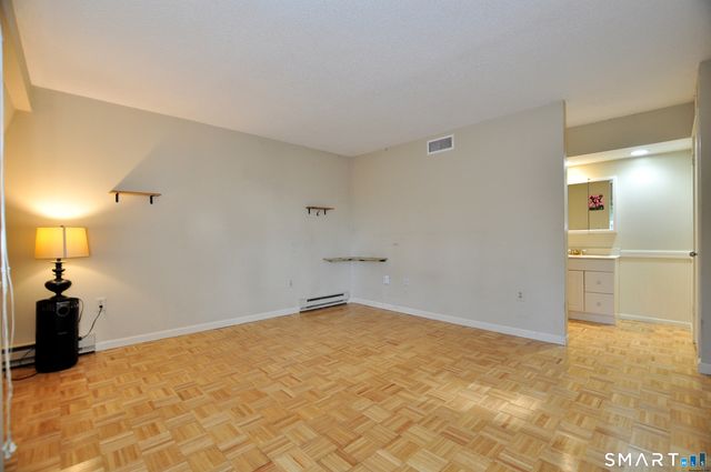 48 Great Meadow Lane 48, Farmington, CT 06001