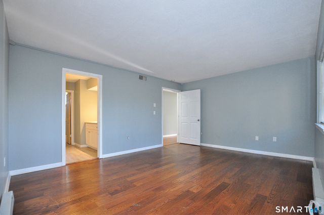 48 Great Meadow Lane 48, Farmington, CT 06001