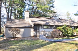 48 Great Meadow Lane 48, Farmington, CT 06001