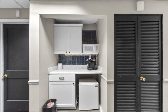300 ALLEGHENY, Towson, MD 21204