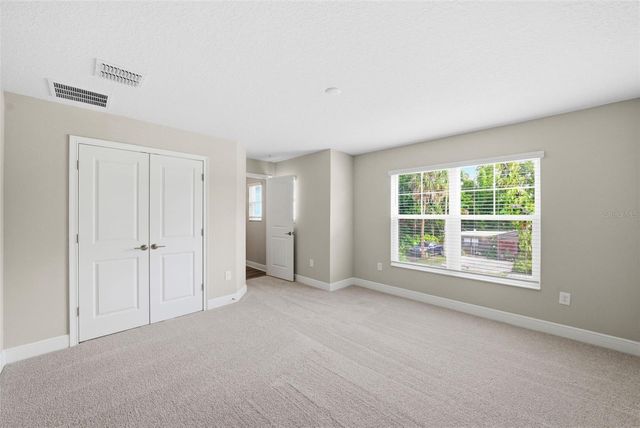 6226 29TH STREET N, St Petersburg, FL 33702