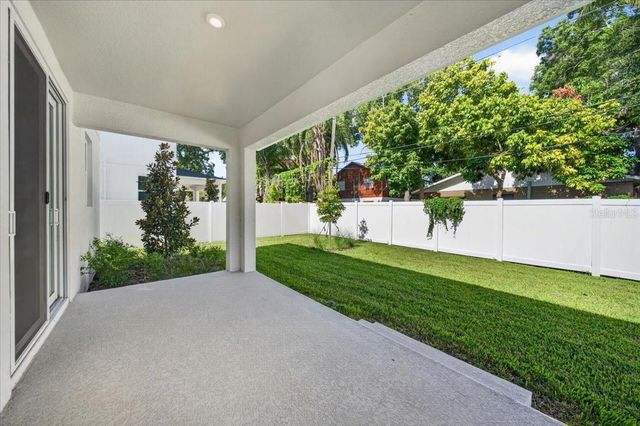 6226 29TH STREET N, St Petersburg, FL 33702