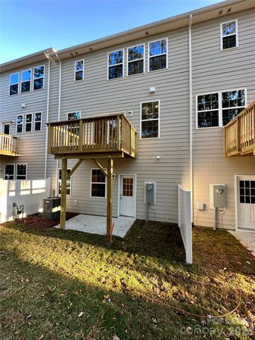 14039 Martin Hill Way, Charlotte, NC 28277