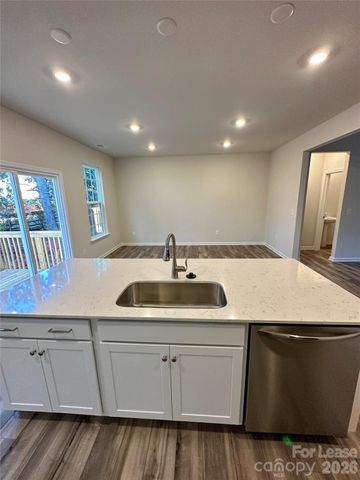 14039 Martin Hill Way, Charlotte, NC 28277