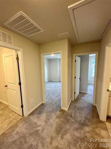 14039 Martin Hill Way, Charlotte, NC 28277