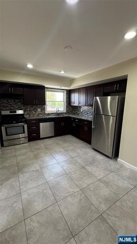 85 Eastern Way, Rutherford, NJ 07070