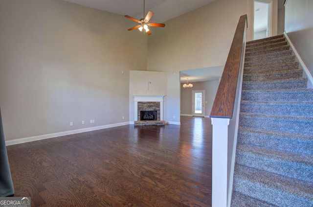 25 Winter Pointe NW, Cartersville, GA 30121