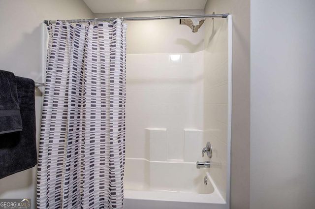 25 Winter Pointe NW, Cartersville, GA 30121