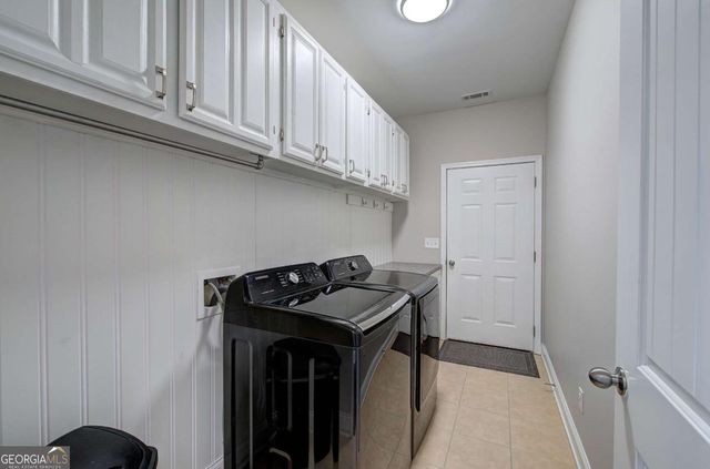 25 Winter Pointe NW, Cartersville, GA 30121