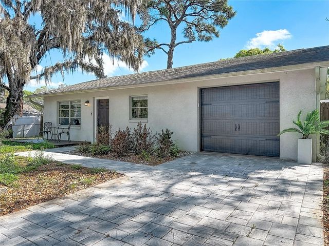 5335 LEMON AVENUE, Seffner, FL 33584