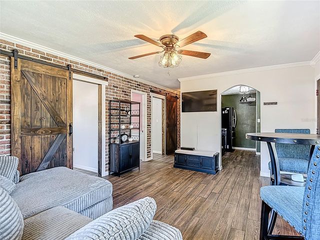 5335 LEMON AVENUE, Seffner, FL 33584