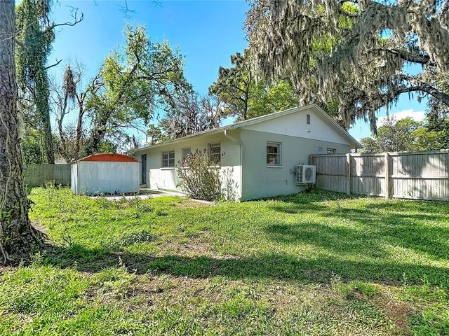 5335 LEMON AVENUE, Seffner, FL 33584