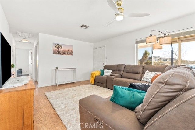 59582 Sunflower Drive, Yucca Valley, CA 92284