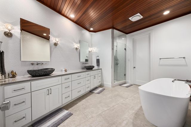 319 Explorer, Lakeway, TX 78734