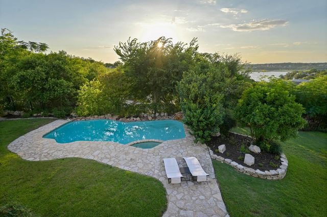 319 Explorer, Lakeway, TX 78734