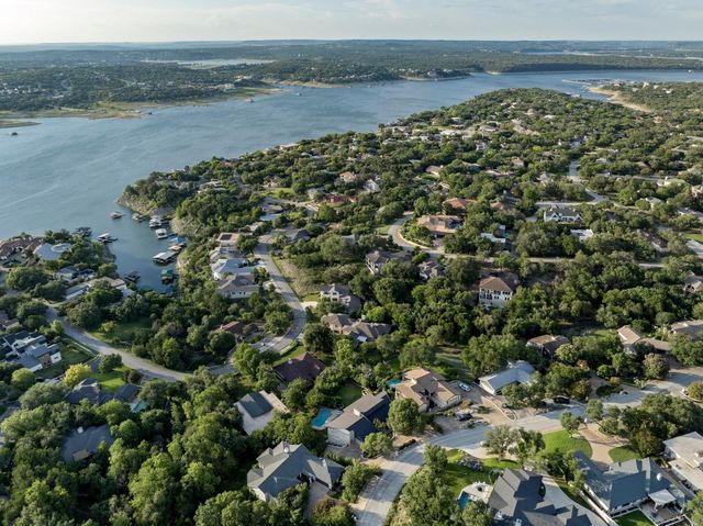 319 Explorer, Lakeway, TX 78734
